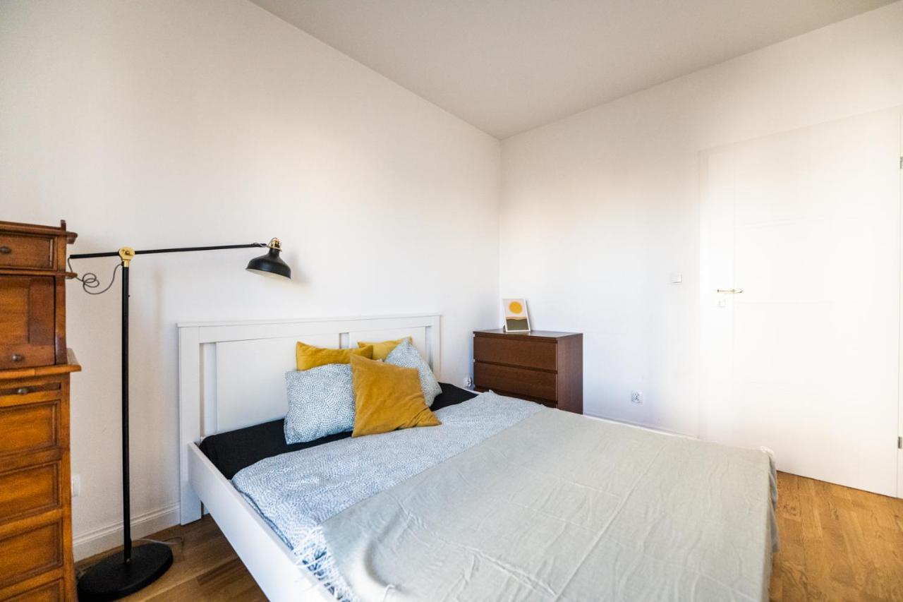 Krucza Apartment ~ Self Check-In 24H ~ Parking And Lift Breslavia Exterior foto